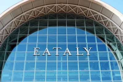 40 nei negozi di Eataly. A Roma banconisti, camerieri e cassieri