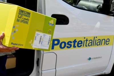 Addetti assicurativi/finanziari e portalettere: Poste Italiane punta sui giovani