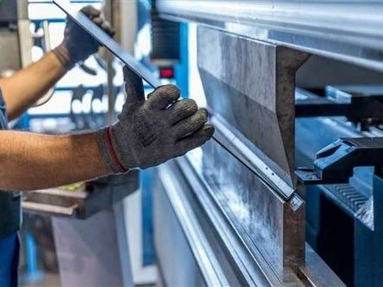 Corso di formazione gratuito per 10 operatori di produzione di linea a Cassino