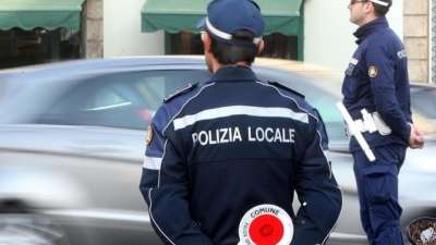 Comune di Genova: 49 agenti e 27 funzionari di polizia locale