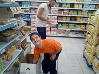 10 scaffalisti per supermercati discount in provincia di Roma