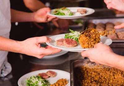 30 ADDETTI ALLA RISTORAZIONE A ROMA E POMEZIA