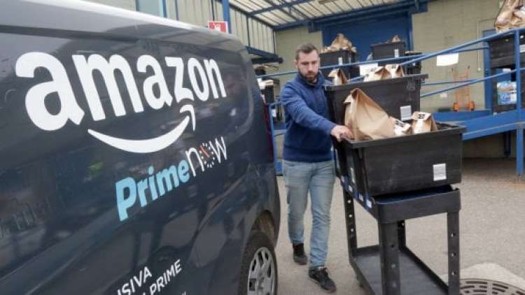 AMAZON CERCA AUTISTI-CORRIERI E OPERATORI DI MAGAZZINO A POMEZIA