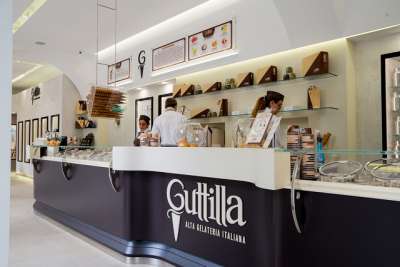 La gelateria Guttilla cerca operatori per il banco (conisti) per i punti vendita a Roma