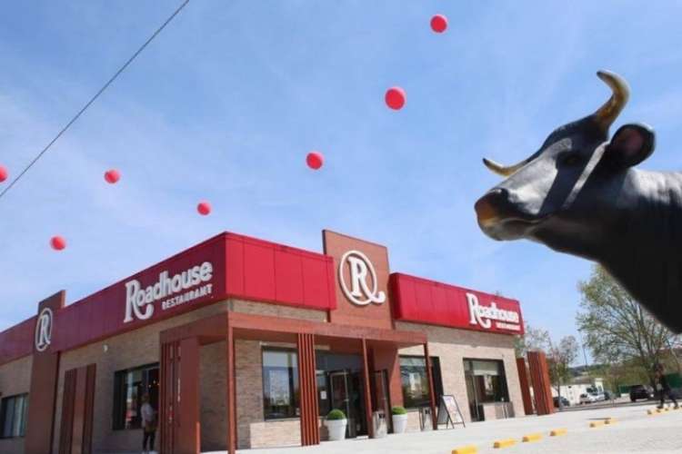 ROADHOUSE RESTAURANT: ADDETTI E MANAGER DELLA RISTORAZIONE