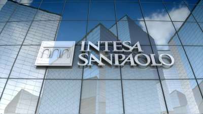 I giovani in banca: 2.000 per Intesa Sanpaolo in cambio di 4.000 pensionamenti volontari e garantiti