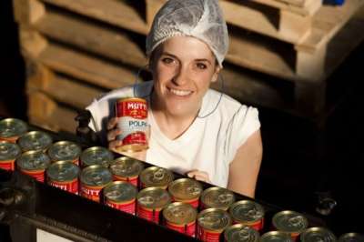 Raccolta e lavorazione del pomodoro: Mutti cerca 1.100 stagionali (anche diplomati o laureati per le analisi chimiche)