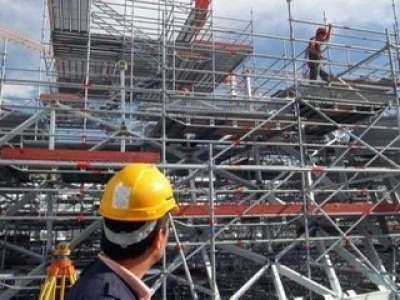 4 operai edili e 5 tecnici delle costruzioni per cantieri a Frosinone e in tutta Italia