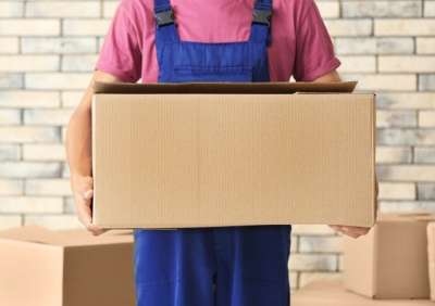 25 FACCHINI (ET&Agrave; 20/50 ANNI) PER CARICO/SCARICO MERCI A ROMA