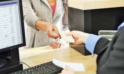 Istituto di credito cerca operatore di sportello a Roma