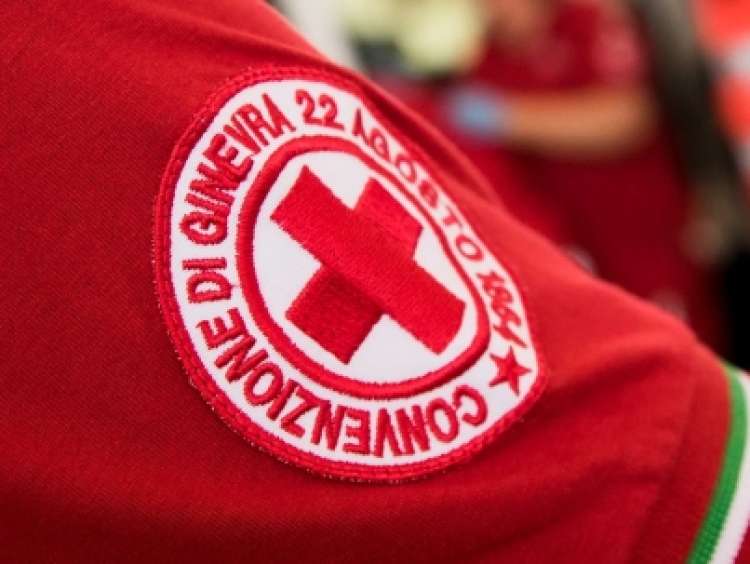 La Croce Rossa Italiana cerca personale per accoglienza e assistenza migranti