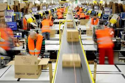 Societ&agrave; di trasporti cerca 10 addetti allo smistamento e 10 autisti di furgoni