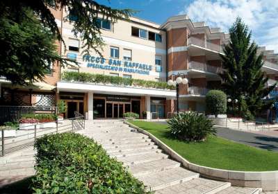 INFERMIERI, DIRIGENTI, IMPIEGATI, MEDICI: 60 AL SAN RAFFAELE