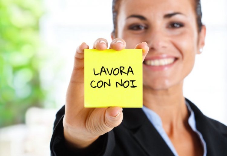 VUOI ESSERE DEI NOSTRI? &ldquo;LAVORO FACILE&rdquo; CERCA AGENTI PUBBLICITARI