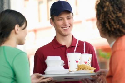 OPERATORI FAST-FOOD (ANCHE MINIMA ESPERIENZA) A ROMA CENTRO