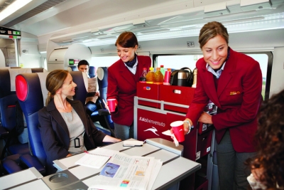 NTV: SELEZIONI APERTE PER HOSTESS E STEWARD DI BORDO E STAZIONE