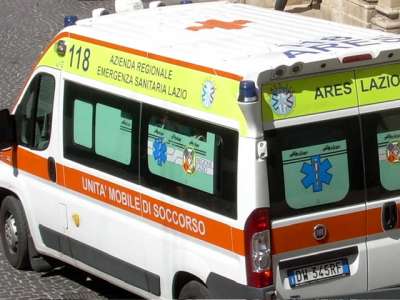 A.R.E.S. 118: concorso pubblico per 143 autisti di ambulanza
