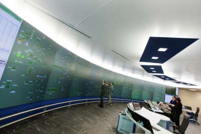 Snam cerca 5 bravi laureati per la sede centrale di San Donato MIlanese