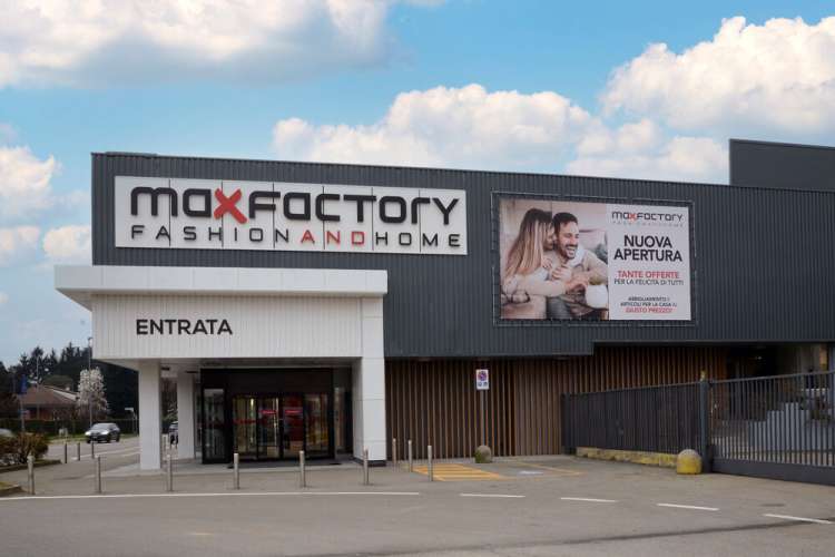 La moda di Max Factory assume addetti cassa e vendita a Castel Romano: 1.618 euro al mese