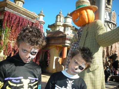 150 "ZOMBIE" PER IL PARCO DIVERTIMENTI RAINBOW MAGICLAND