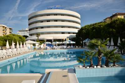 HOTEL DI VENEZIA CERCA 7 ADDETTE PULIZIE DA GIUGNO A SETTEMBRE