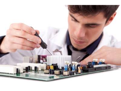 190 POSTI PER PROFILI INFORMATICI IN TUTTA ITALIA