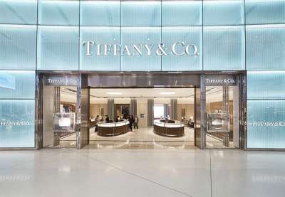 4 COMMESSI PER TIFFANY A ROMA, BOLOGNA, FIRENZE E VENEZIA