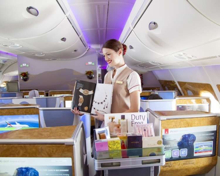 Emirates Airlines seleziona assistenti di volo nelle principali citt&agrave; italiane