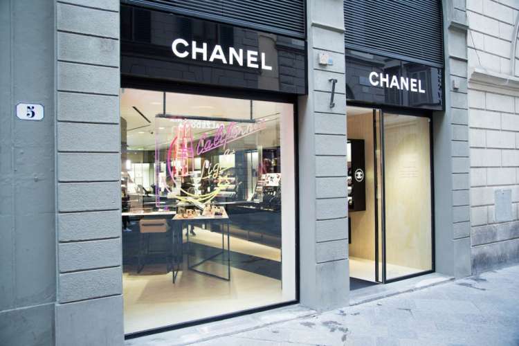 Opportunit&agrave; Chanel Italia a Milano e Scandicci con buona esperienza