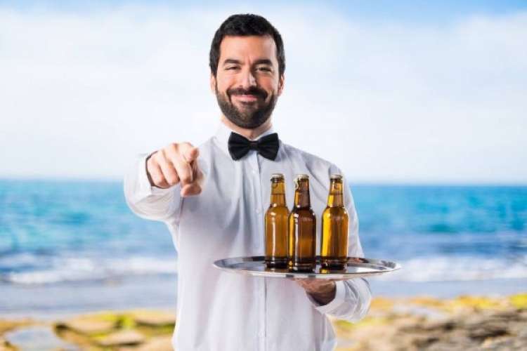 Stabilimento balneare di Ostia cerca 30 addetti alla ristorazione