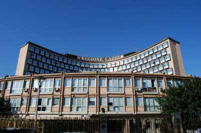 LE 10 NOTIZIE PI&Ugrave; LETTE DEL 2017: REGIONE LAZIO, FS, LA RINASCENTE...