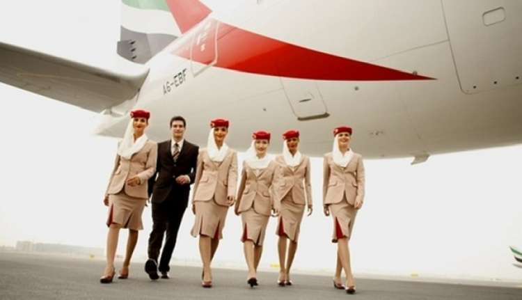 Emirates Airlines seleziona assistenti di volo in Italia: tutte le date e le sedi di marzo