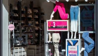 100 nei punti vendita del Gruppo Calzedonia: cuochi, sales assistant, sarti e store manager