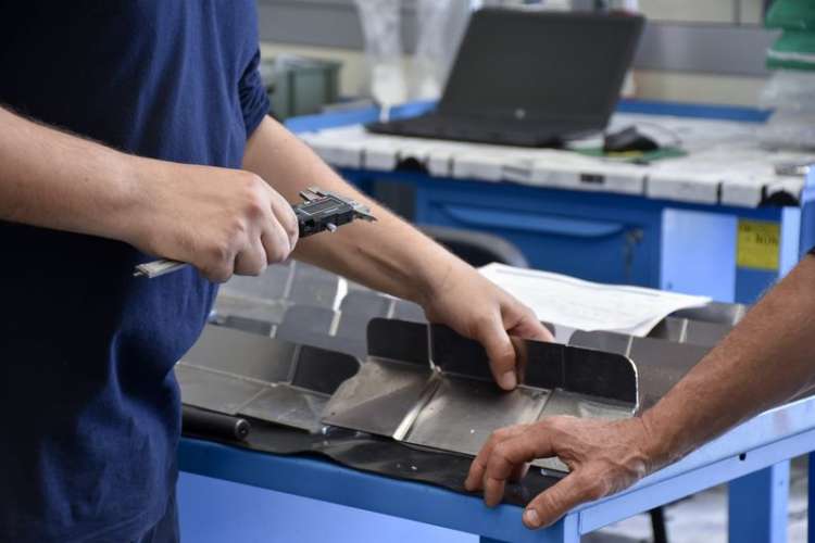 25 NEL METALMECCANICO TRA ASSEMBLATORI E MANUTENTORI