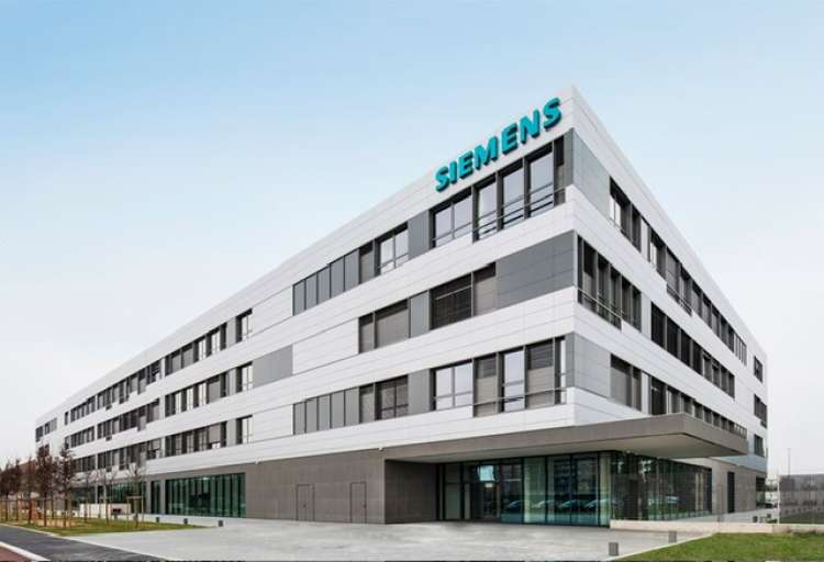 45 impiegati, ingegneri, manager e tecnici per i siti produttivi Siemens in Italia