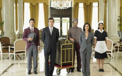 CAMERIERI E SUPERVISORS PER RESIDENZA PRIVATA SAUDITA