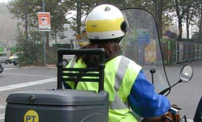 300 portalettere subito per Poste Italiane: basta il diploma (non &egrave; richiesto il voto)