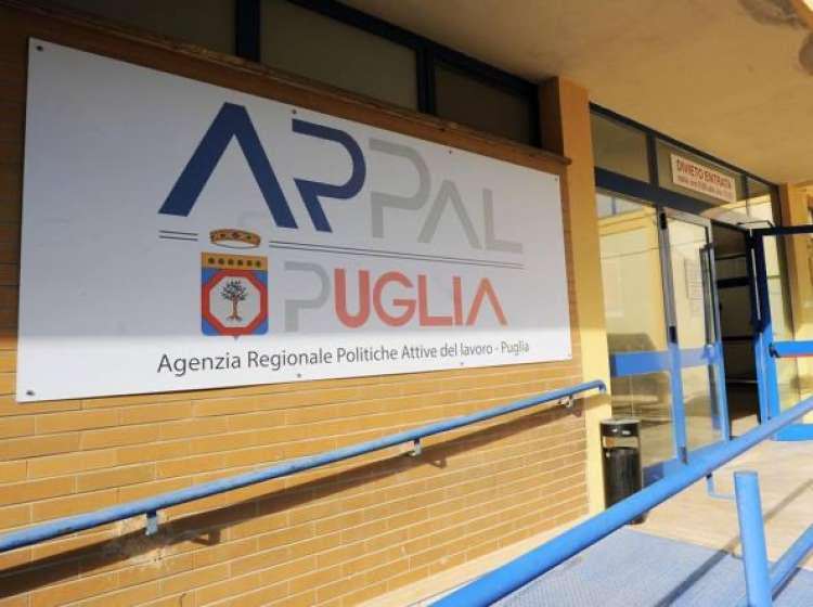 ARPAL - Puglia: concorsi per 63 diplomati e 25 laureati a tempo indeterminato