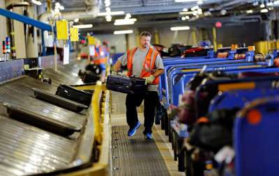 385 per l&rsquo;aeroporto di Fiumicino: addetti bagagli, addetti rampa, hostess e steward