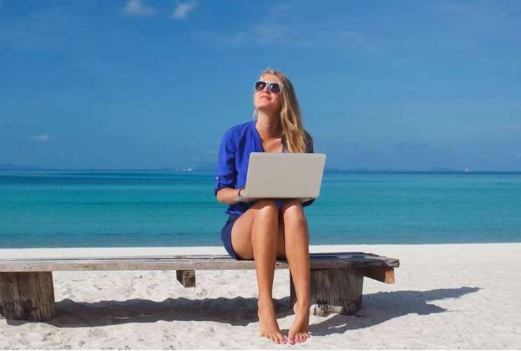 Con Lavoro Facile aggiornamenti anche nel mese di agosto