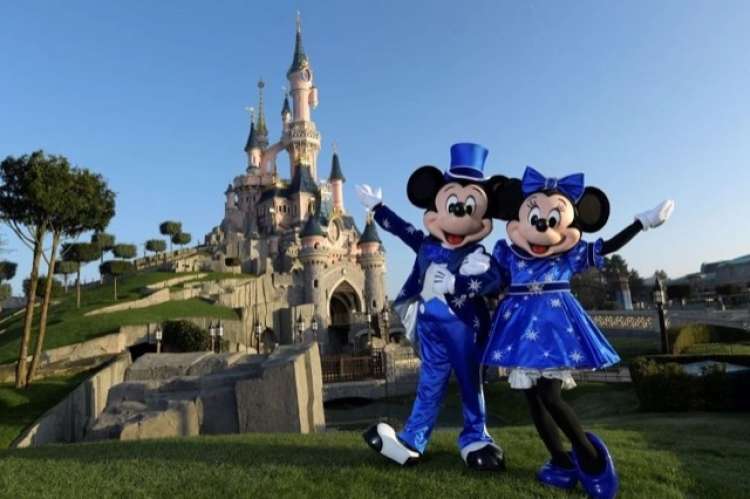 Disneyland Paris: personaggi per le parate e tecnici. 1.700 &euro; al mese per almeno 6 mesi