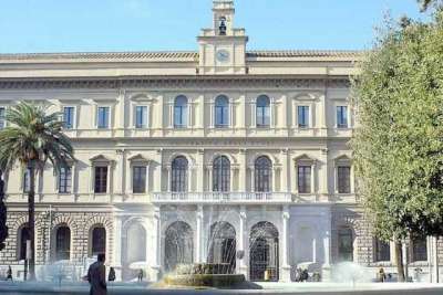L&rsquo;Universit&agrave; degli Studi di Bari Aldo Moro assume collaboratori e funzionari
