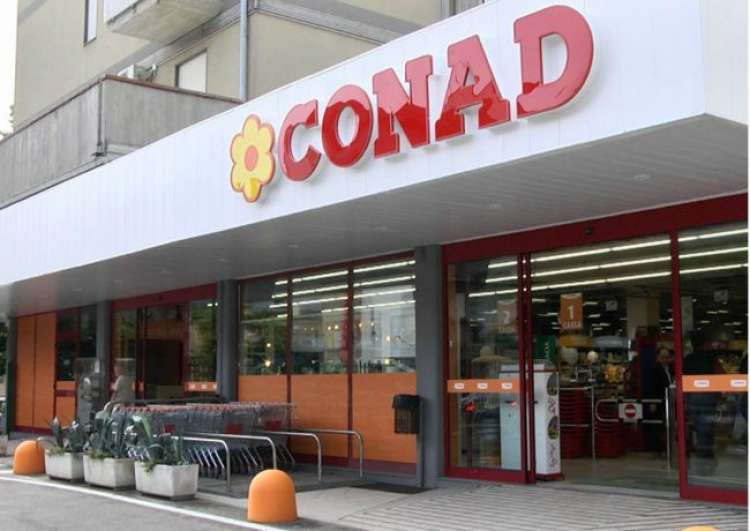 Conad cerca addetti/e casse e banchi a Latina, Sabaudia e in Umbria