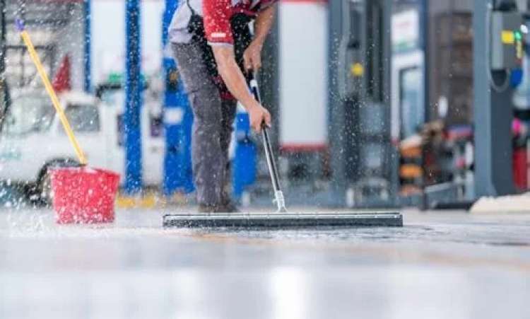 Aeroporti di Roma: addetti pulizie con licenza media e disponibilit&agrave; ai turni