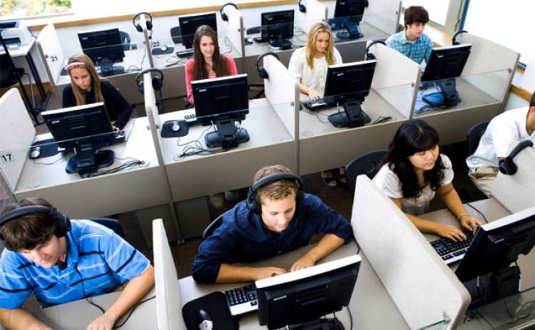 70 OPERATORI CALL CENTER ADDETTI ALLA VENDITA TELEFONICA