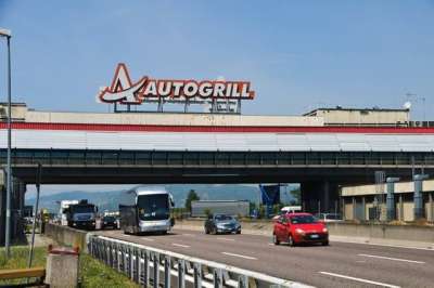 105 posti per baristi, camerieri e cuochi negli Autogrill di Fiumicino e altre citt&agrave;