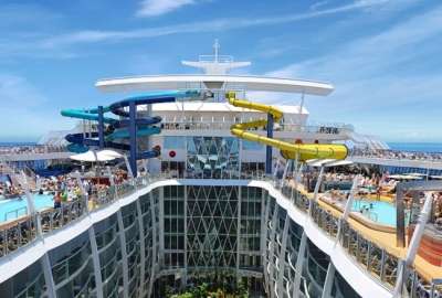 DAI CAMERIERI AGLI INGEGNERI: 800 SULLE NAVI DA CROCIERA