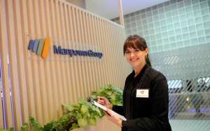 300 Manpower: addetti reparto, addetti vendita, banconisti, commessi, cassieri, store manager