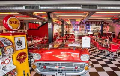 30 PER UN NUOVO RISTORANTE AMERICA GRAFFITI A ROMA