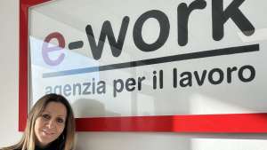 &ldquo;Noi di e-work siamo aprendo nuove filiali e chi &egrave; alla ricerca di un impiego si faccia avanti&rdquo;